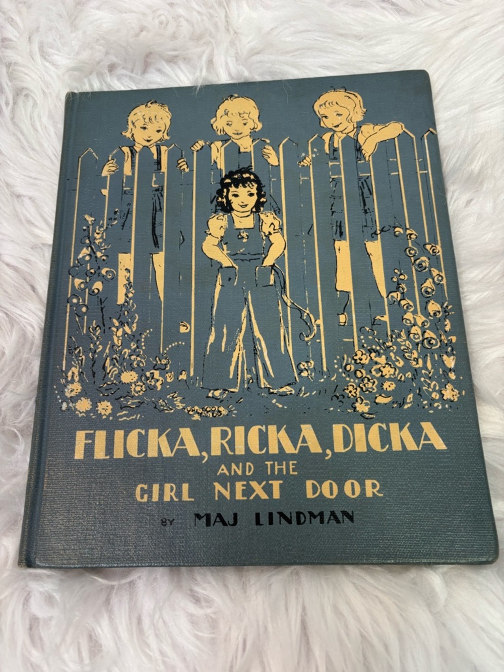VINTAGE‎ 1956 Flicka, Ricka, Dicka & The Girl Next Door Hardback Children’s Book